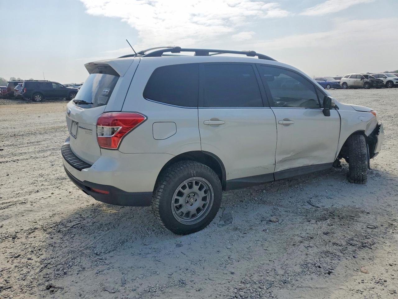 2014 Subaru Forester 2.5I Touring - Image 3