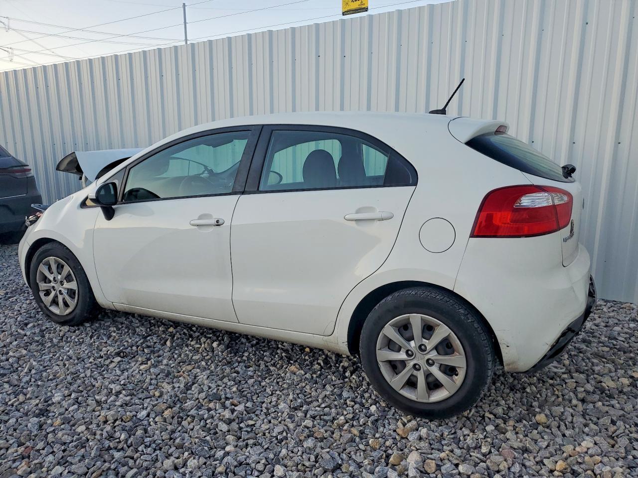 2013 Kia Rio 5-Door Lx - Фото 2