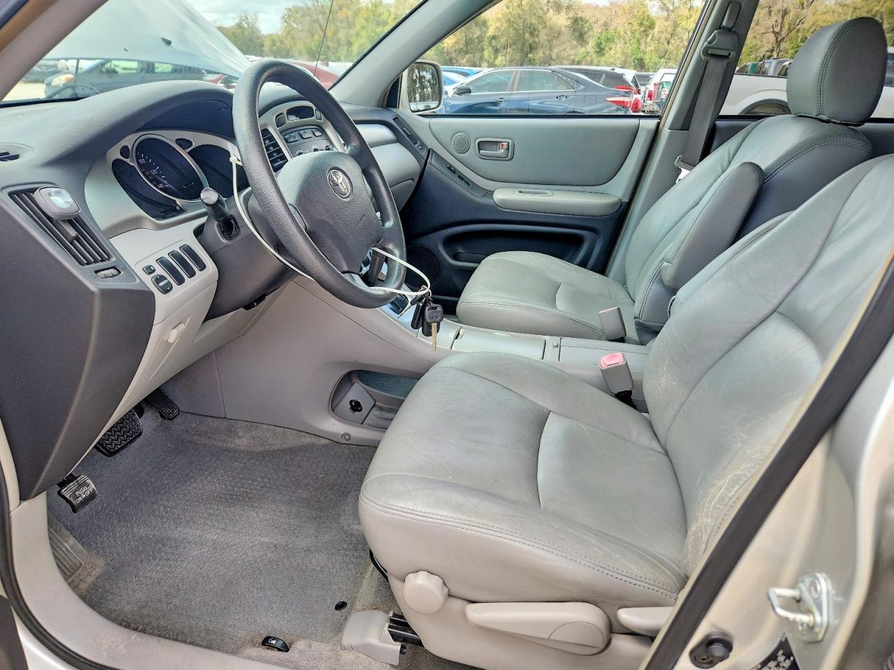 2005 Toyota Highlander Base - Фото 7