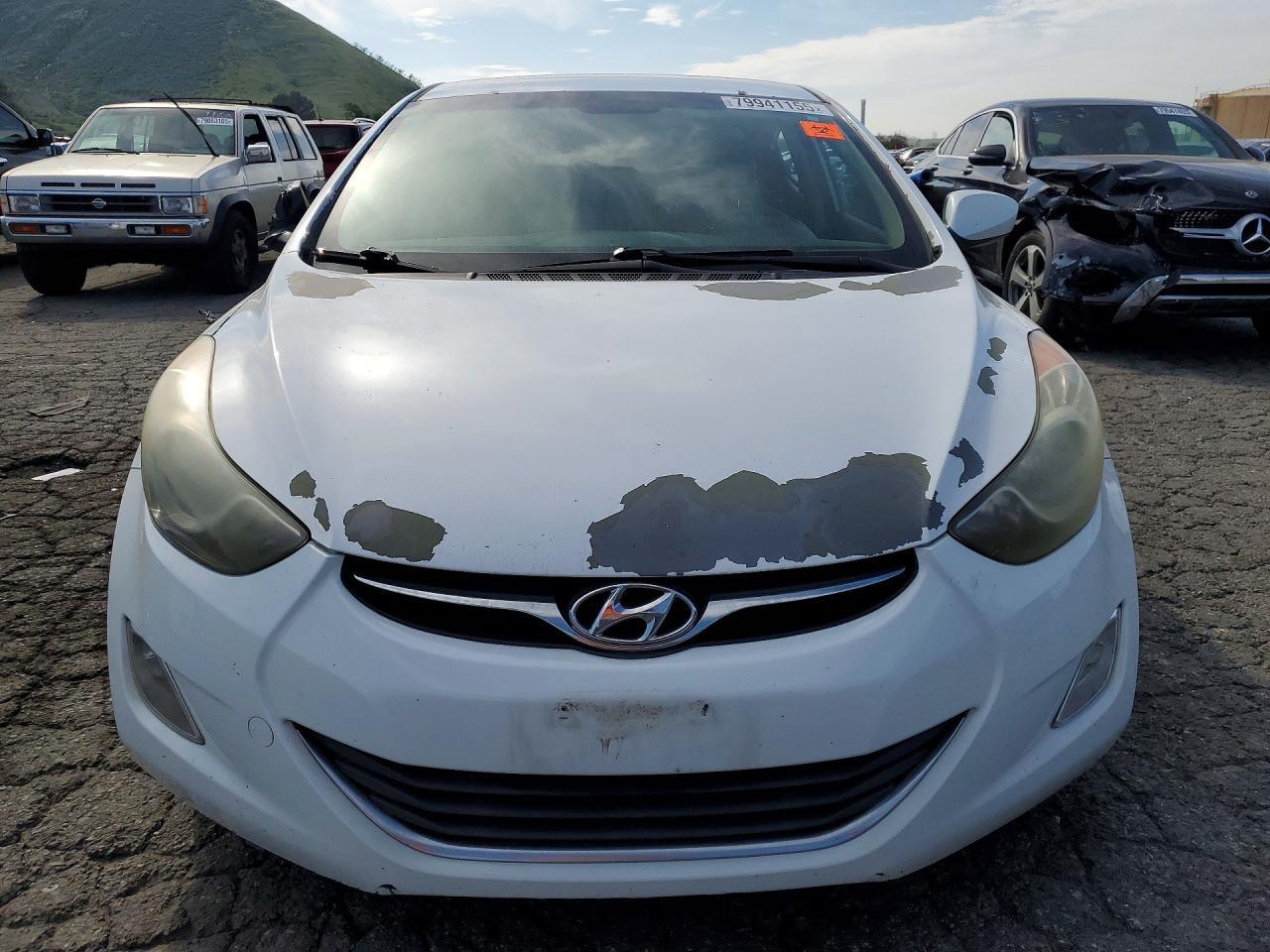 2013 Hyundai Elantra - Фото 5