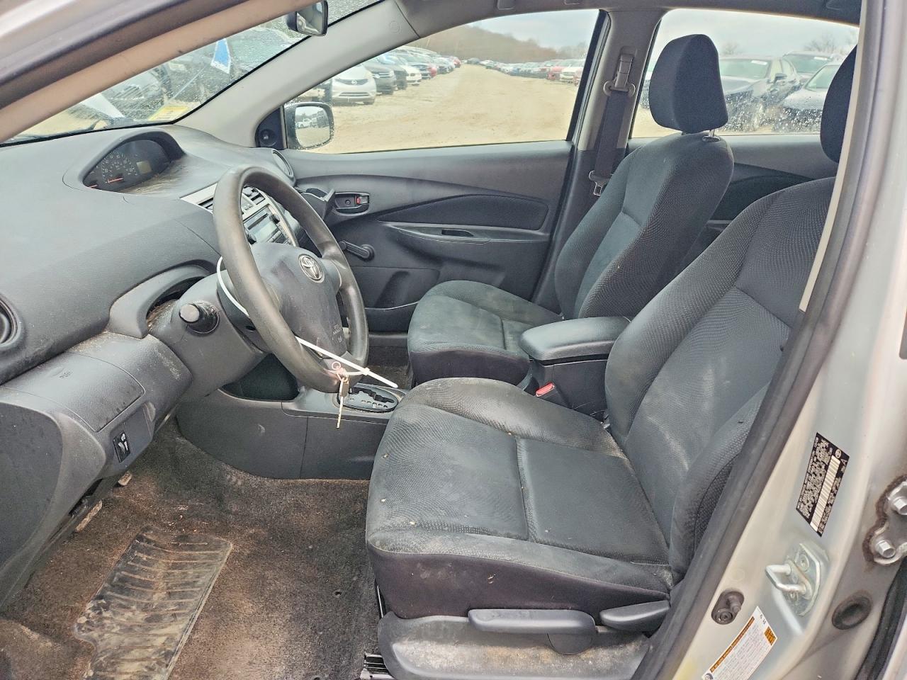 2009 Toyota Yaris Base - Image 7