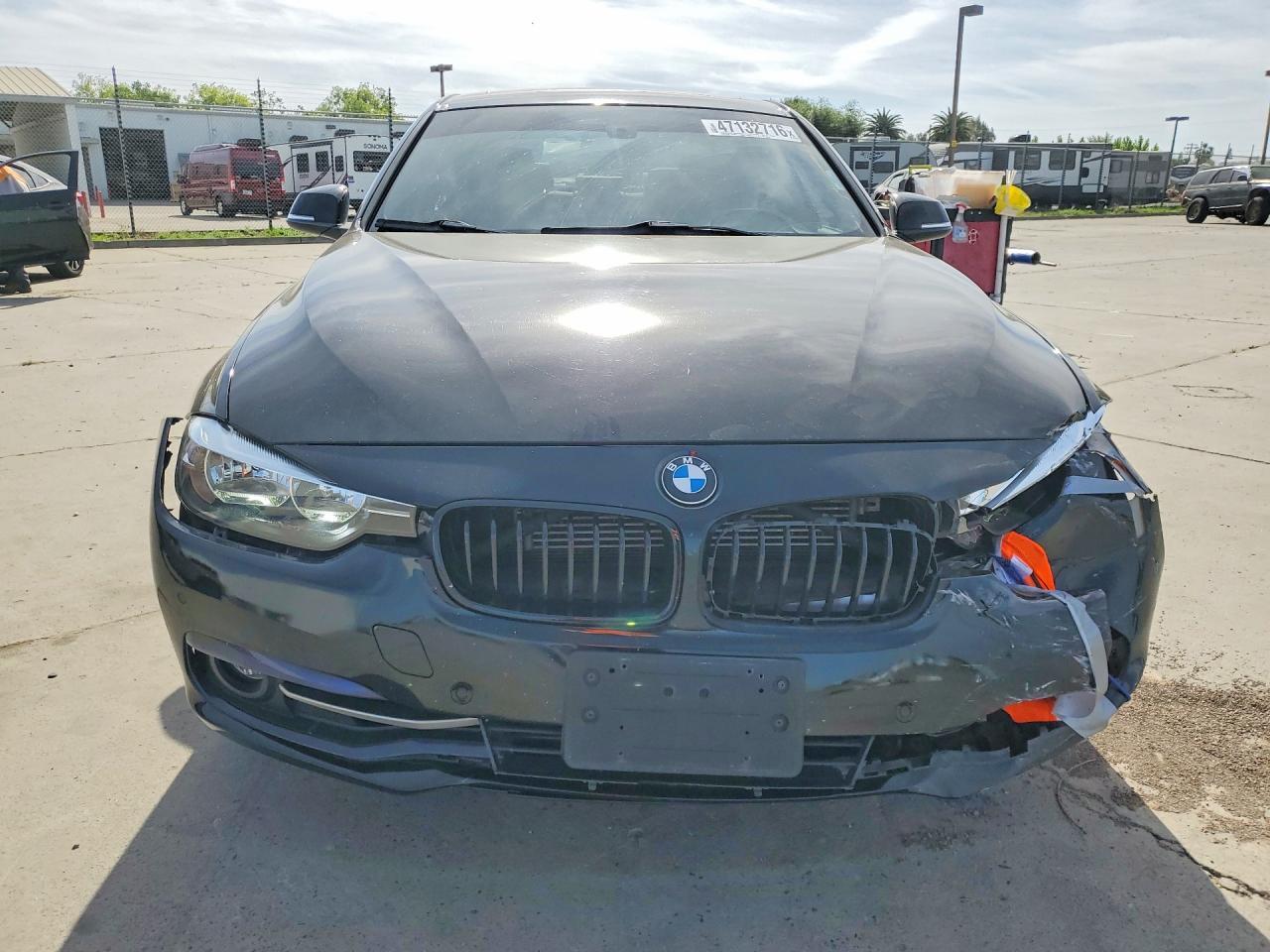 2017 BMW 330E - Фото 5