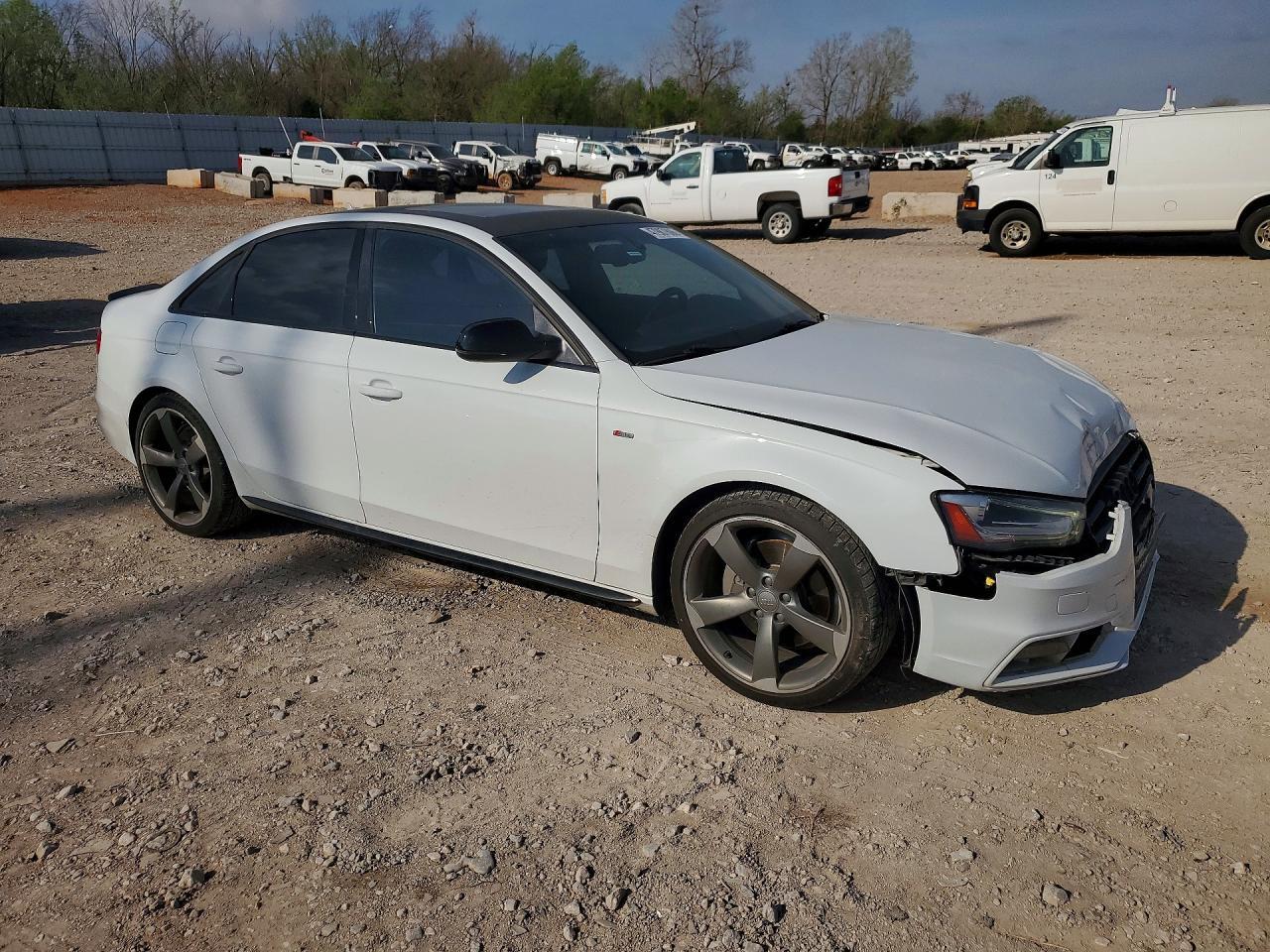 2015 Audi A4 Premium Plus - Image 4