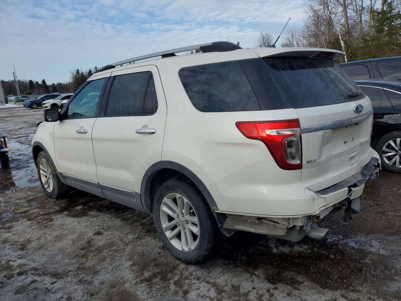 2011 Ford Explorer Xlt - Фото 2