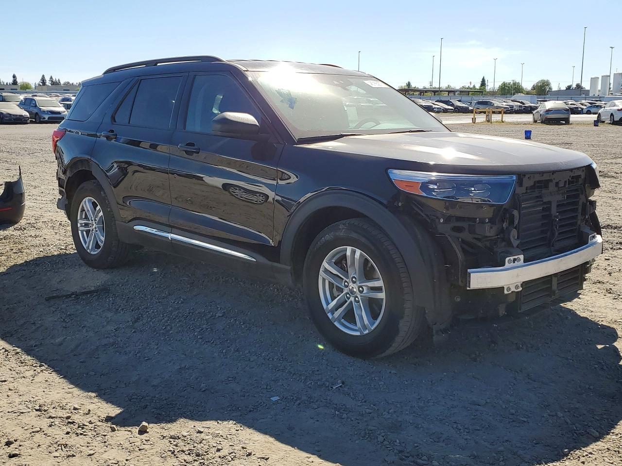 2023 Ford Explorer Xlt - Фото 4