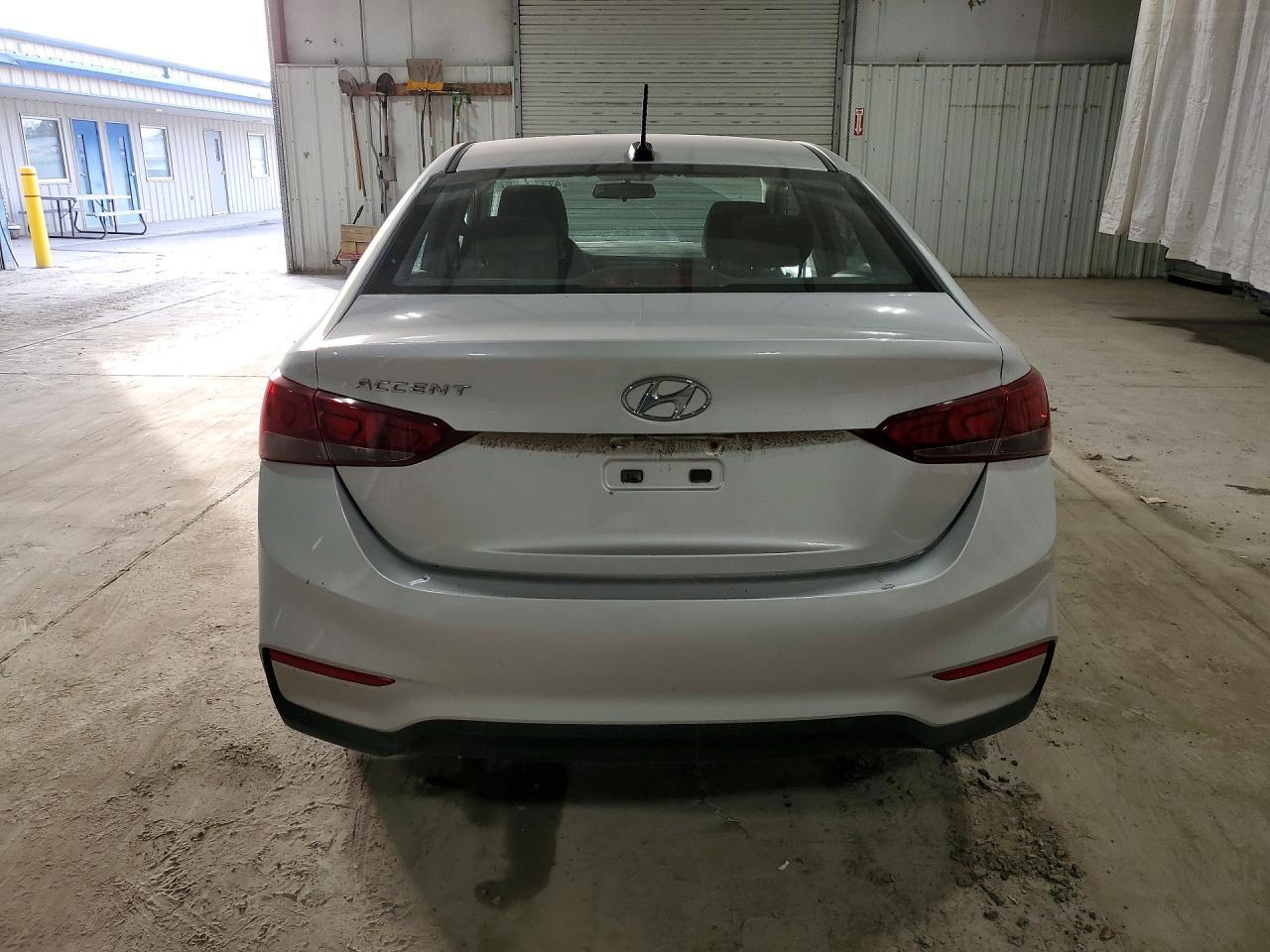 2020 Hyundai Accent Sel - Фото 6
