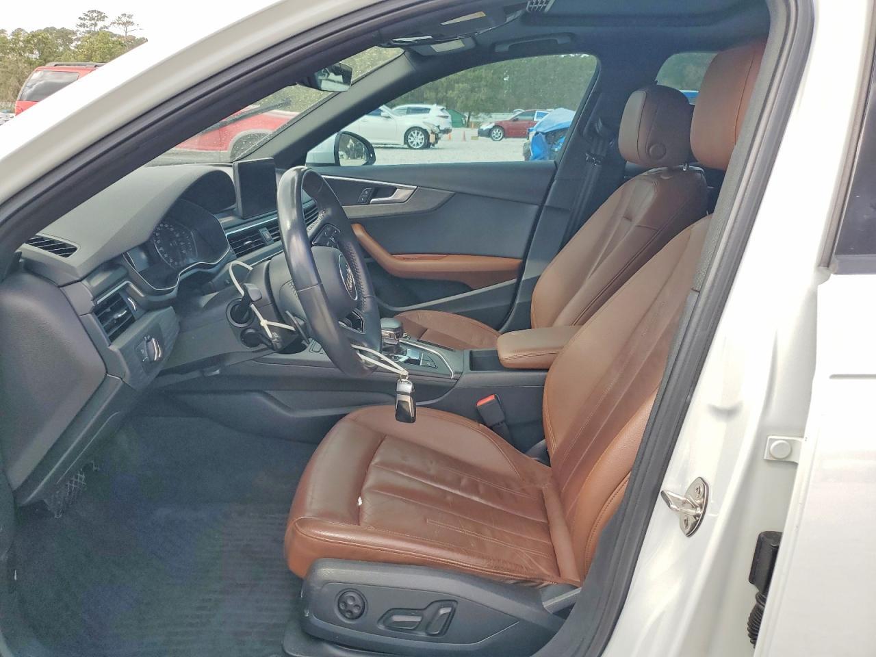 2018 Audi A4 Premium - Фото 7