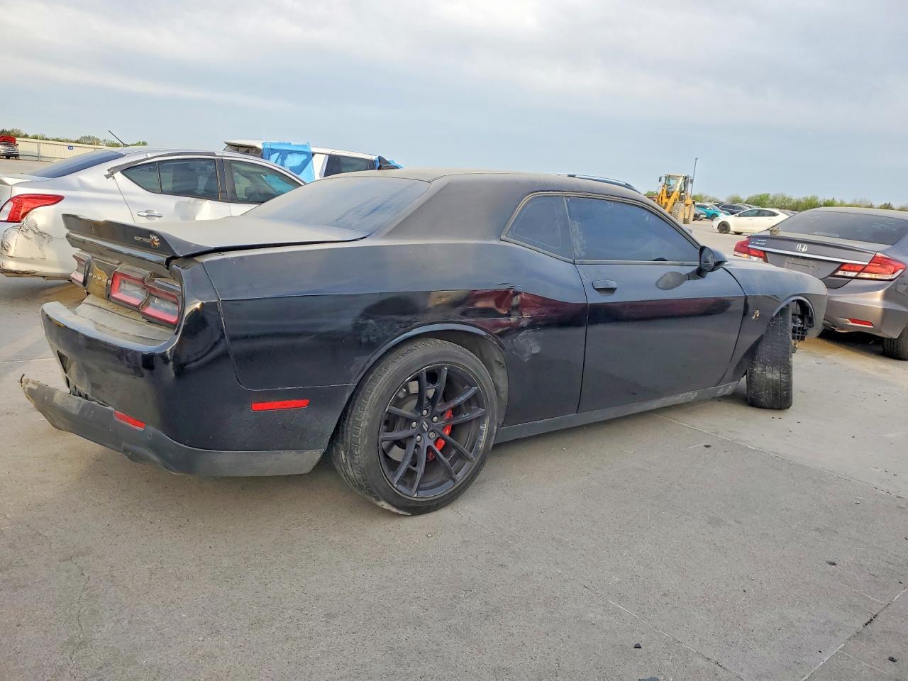 2022 Dodge Challenger R - Image 3