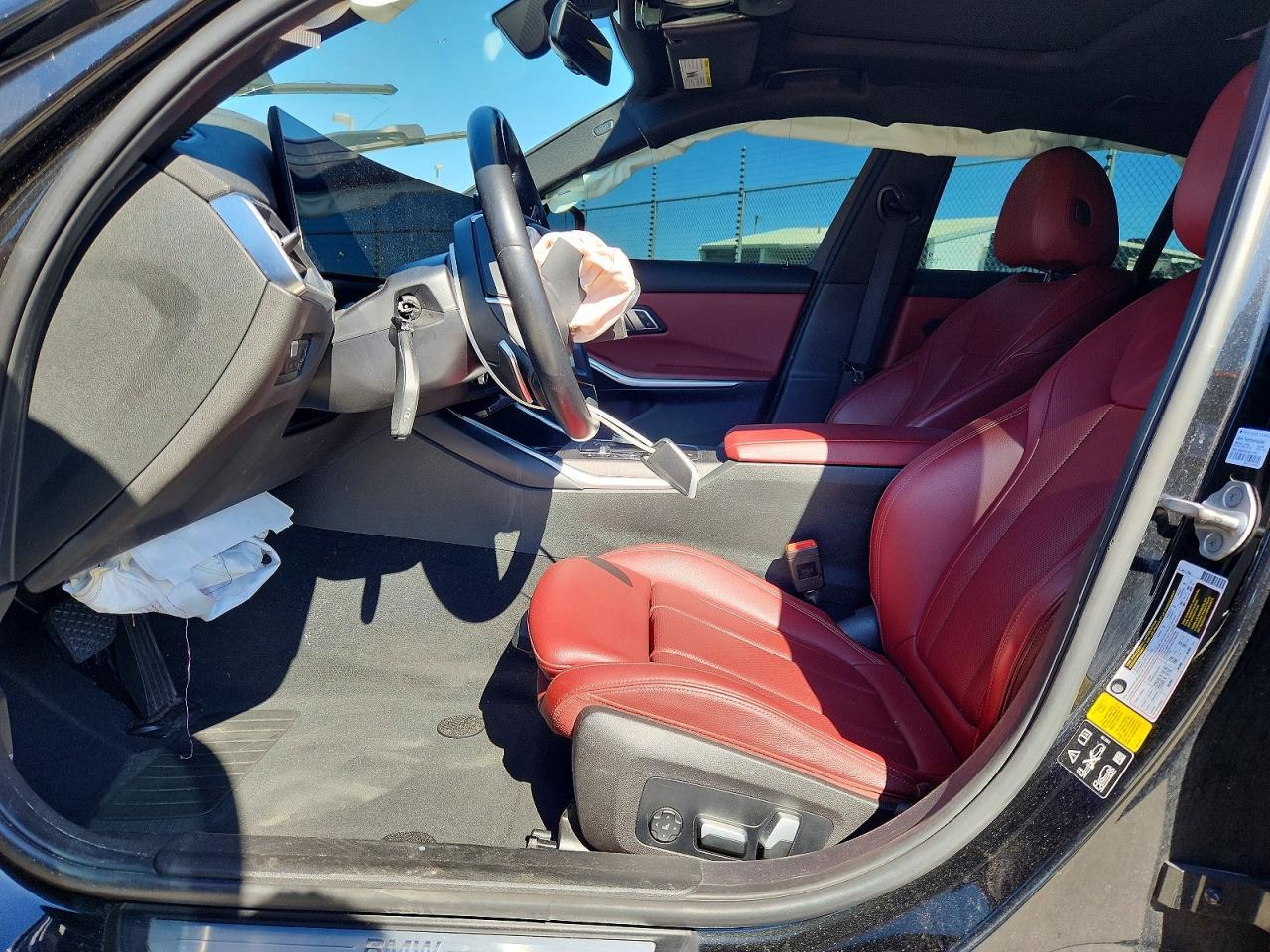 2023 BMW 330Xi - Фото 7