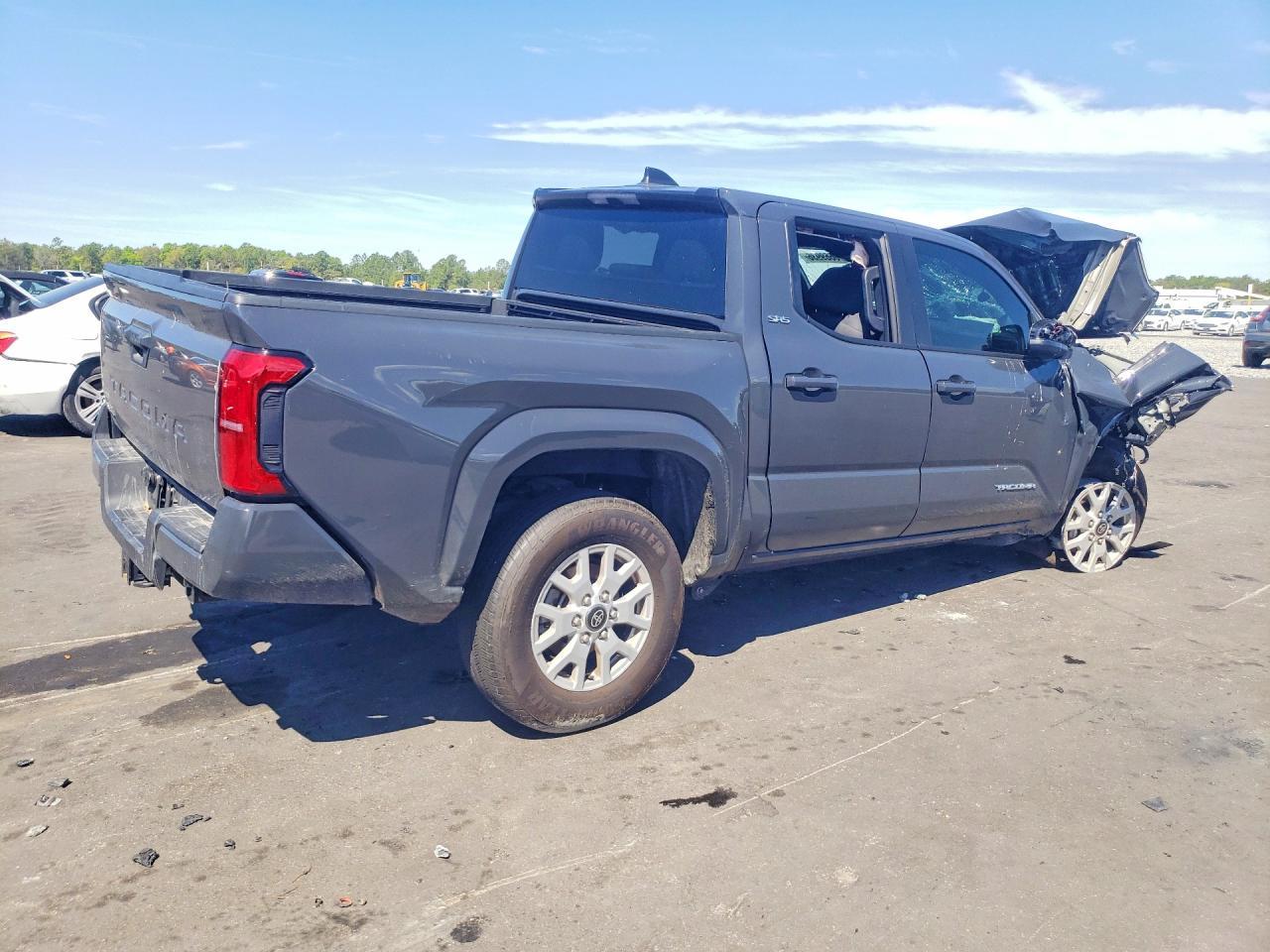 2025 Toyota Tacoma Sr5 - Image 3