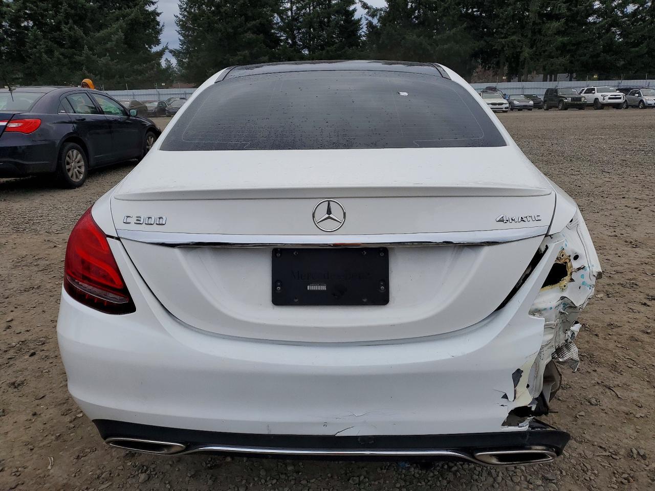 2016 Mercedes Benz C 300 4Matic - Фото 6