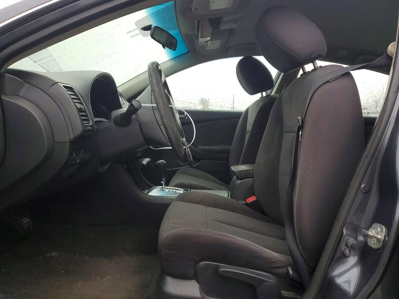 2012 Nissan Altima 2.5 - Image 7