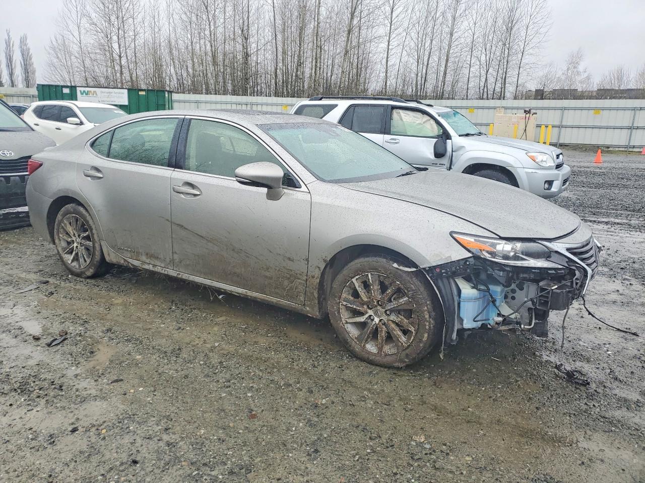 2017 Lexus Es 300H Base - Фото 4