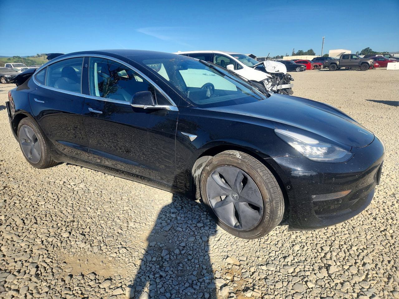 2018 Tesla Model 3 - Фото 4