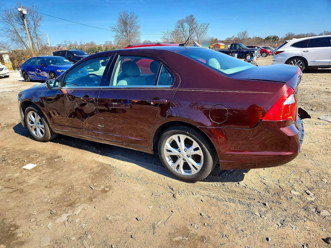 2012 Ford Fusion Se - Фото 2