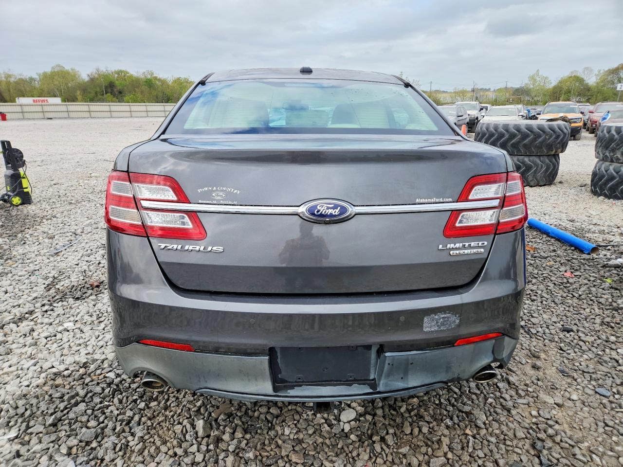 2015 Ford Taurus Limited - Фото 6