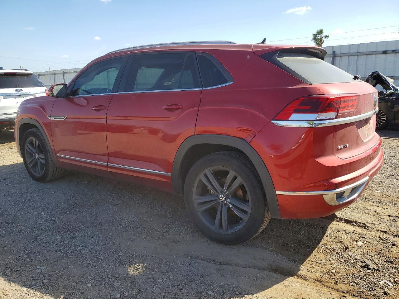 2021 Volkswagen Atlas Cross Sport Se - Фото 2