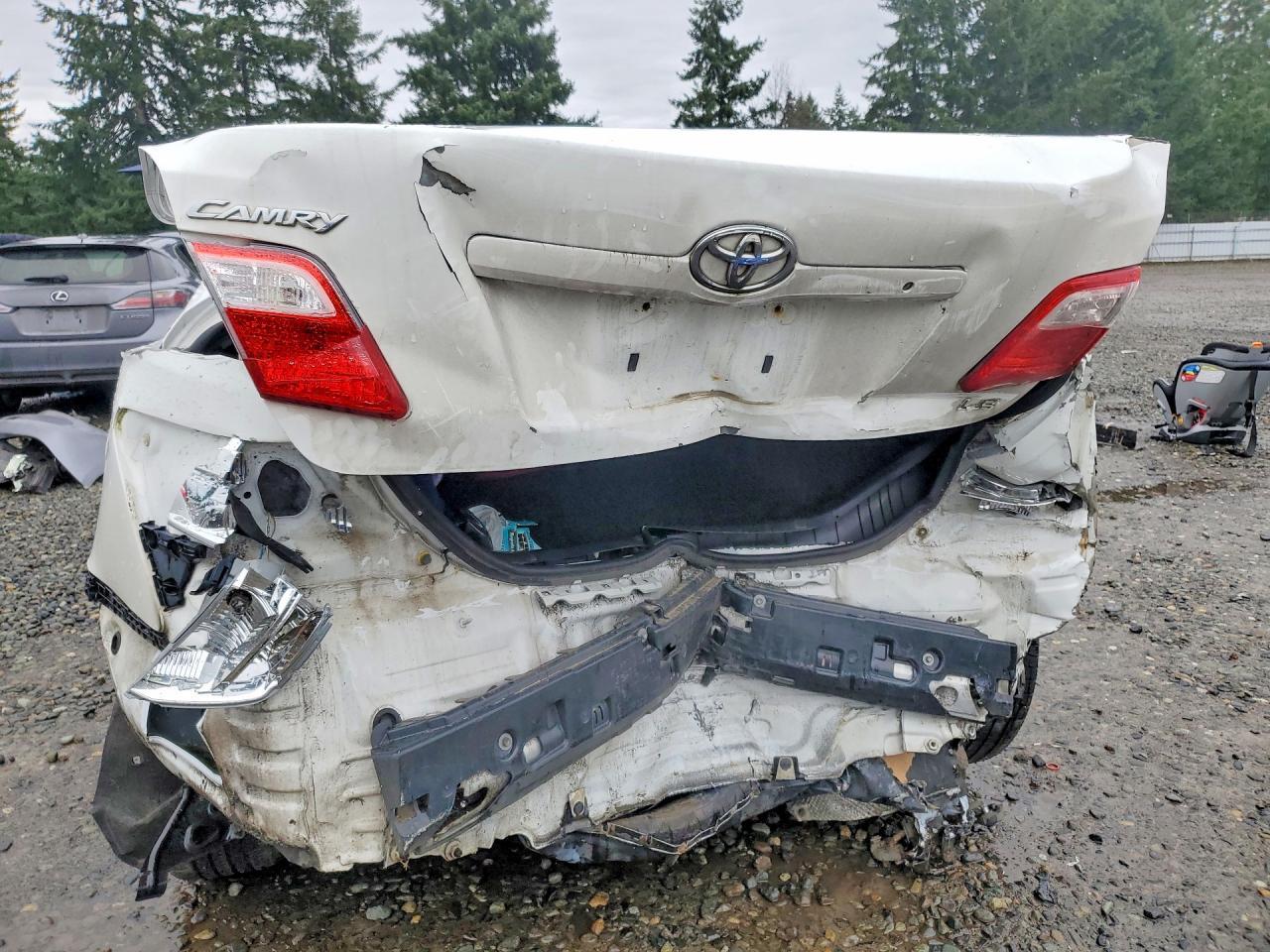 2008 Toyota Camry Le - Фото 6