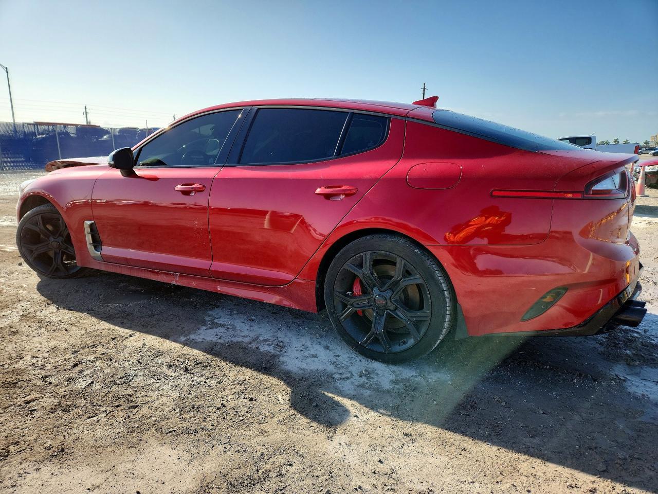 2018 Kia Stinger Gt1 - Фото 2