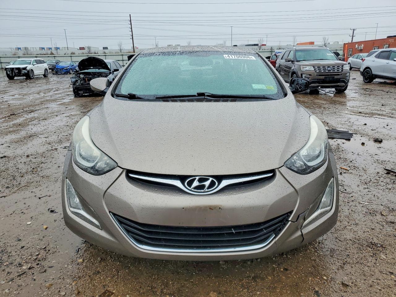 2016 Hyundai Elantra - Image 5