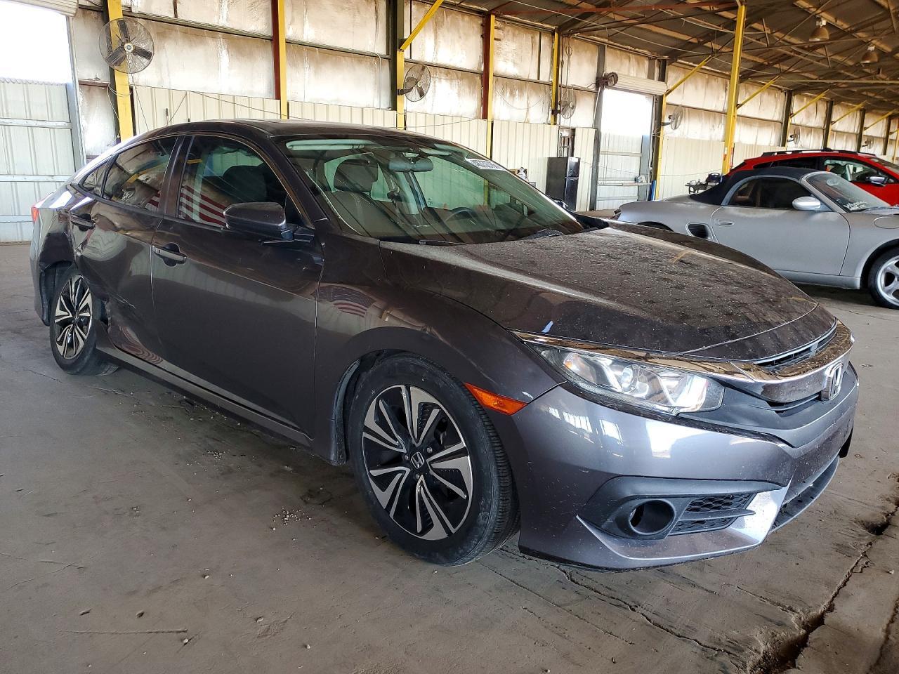 2017 Honda Civic Ex - Image 4