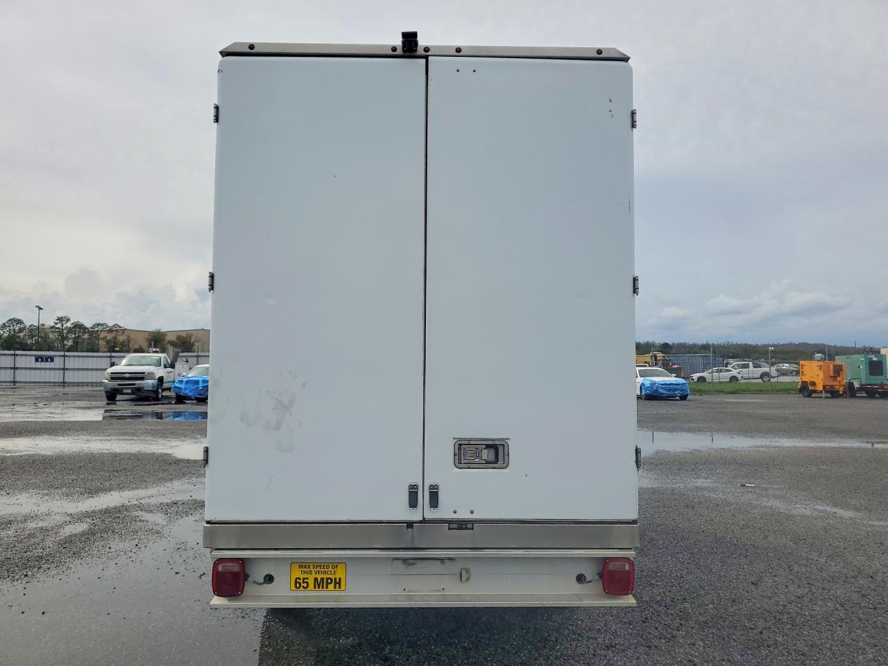 2021 Ford Transit Delivery Truck - Фото 6