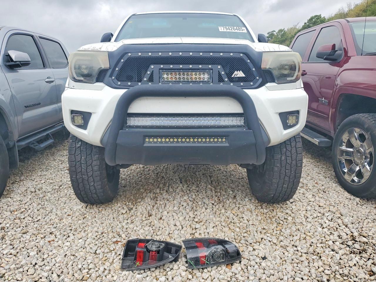 2015 Toyota Tacoma V6 - Фото 5