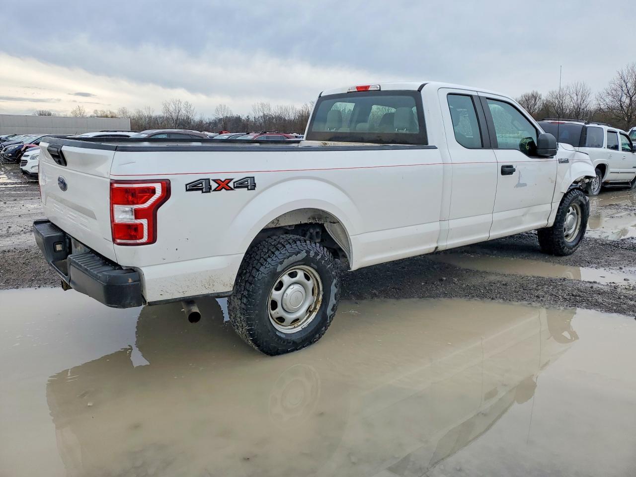 2019 Ford F150 Super Cab - Фото 3