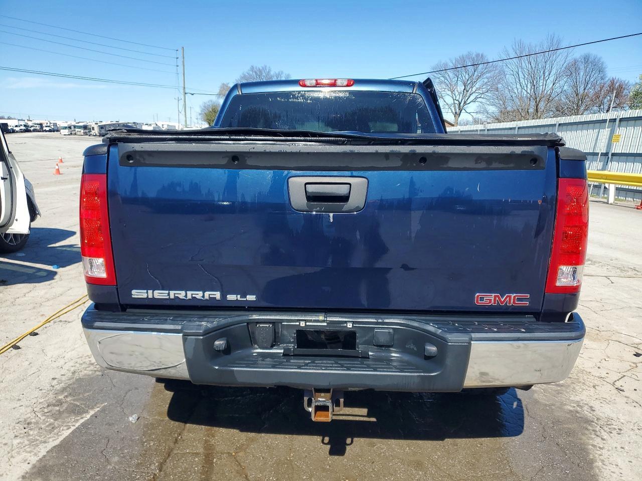 2007 GMC New Sierra C1500 - Image 6
