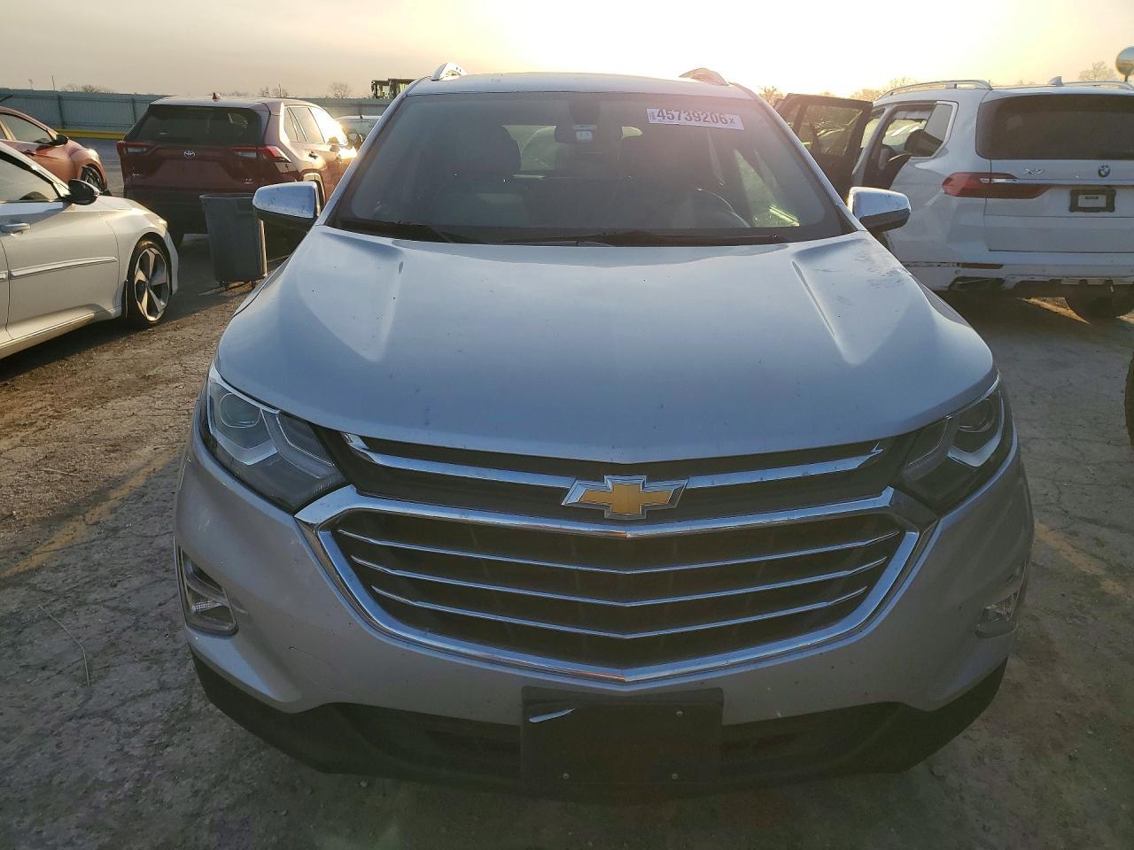 2019 Chevrolet Equinox Premier - Image 5