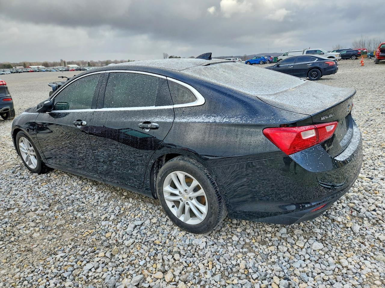 2018 Chevrolet Malibu Lt - Image 2
