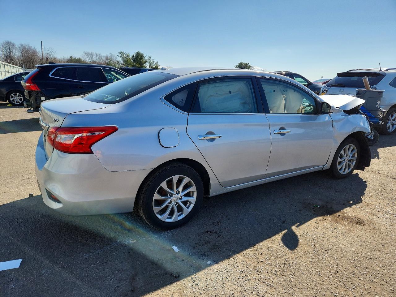 2019 Nissan Sentra Sv - Image 3