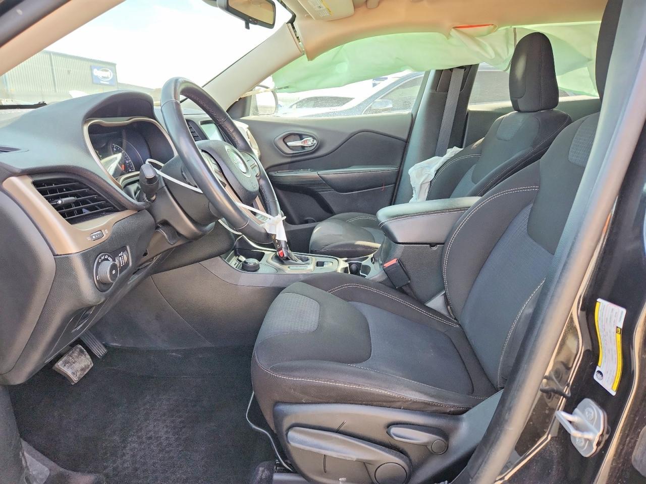 2015 Jeep Cherokee Latitude - Фото 7