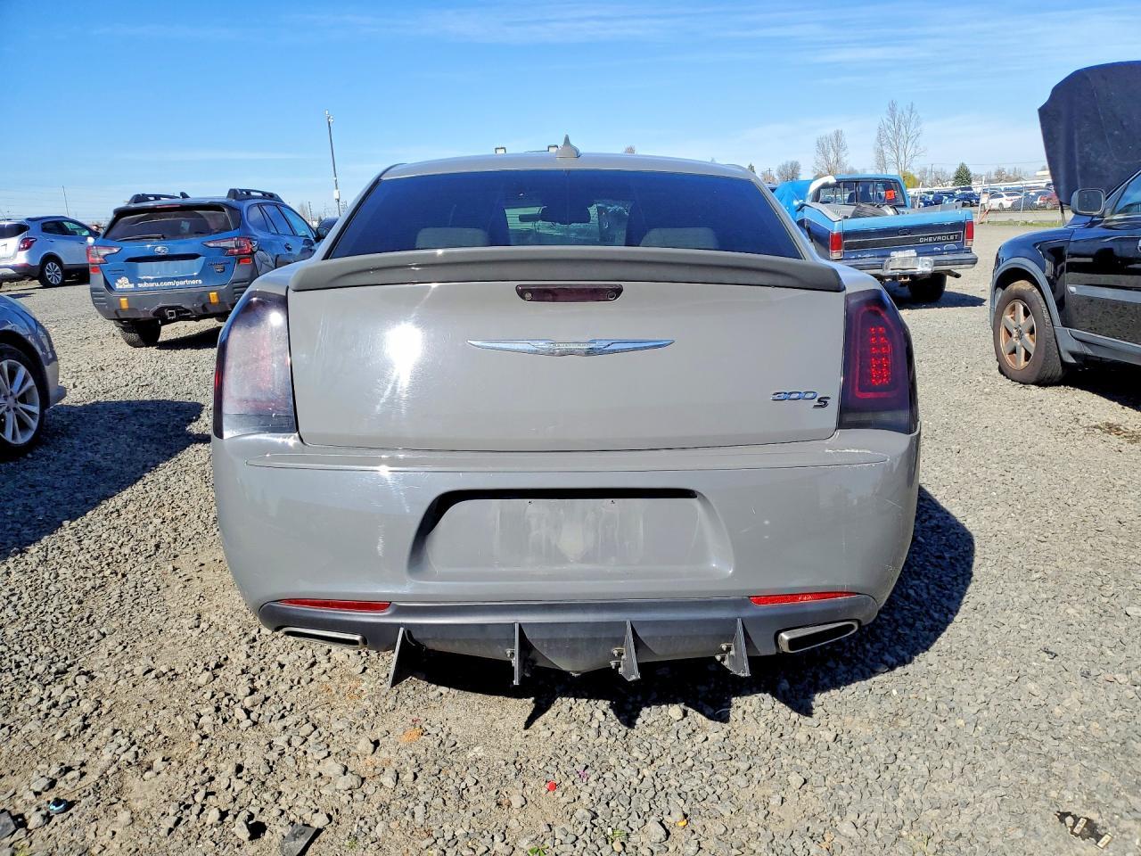 2019 Chrysler 300 S - Фото 6