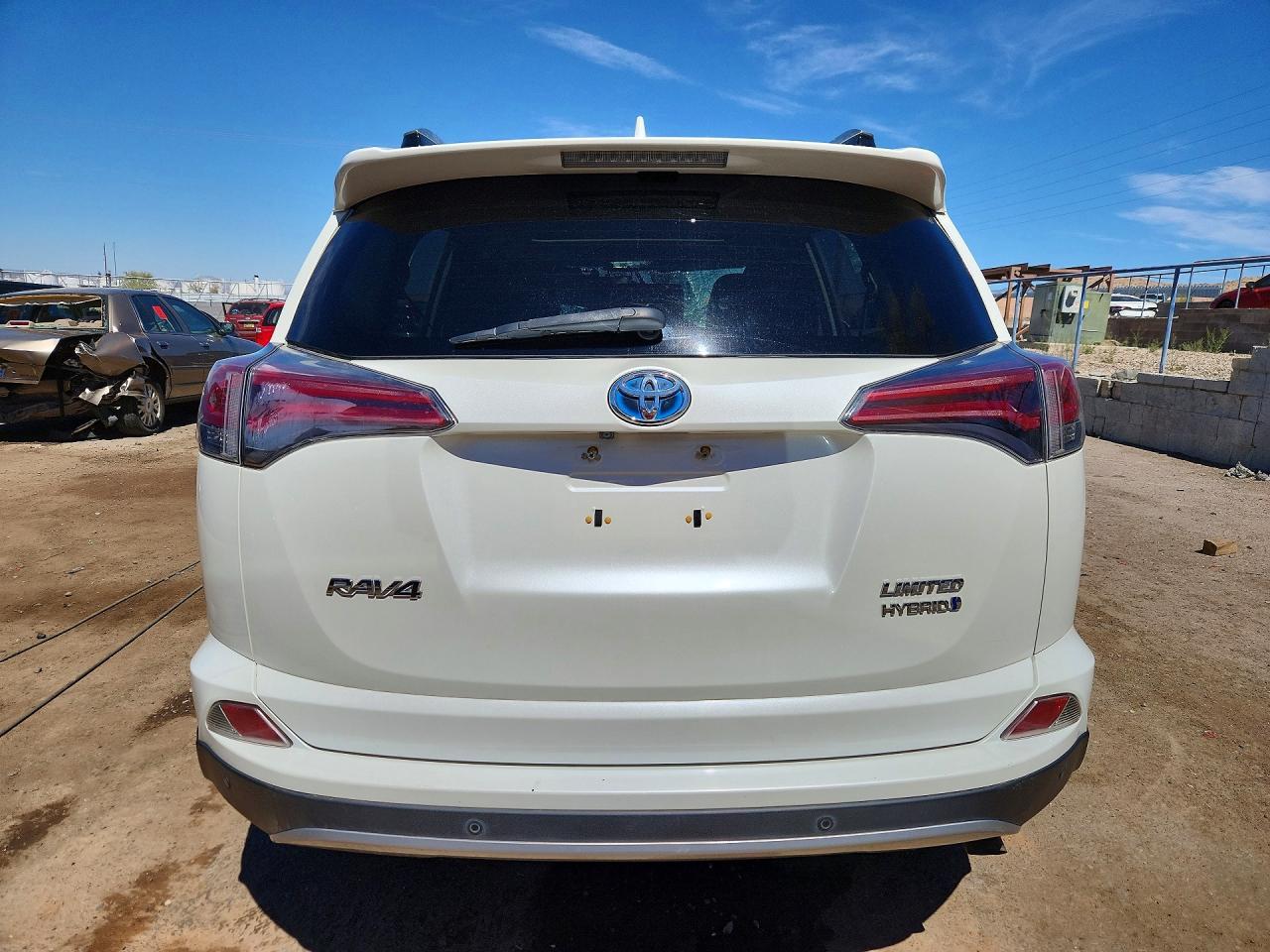 2018 Toyota Rav4 Hybrid Limited - Image 6