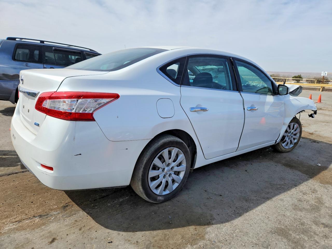 2014 Nissan Sentra S - Фото 3