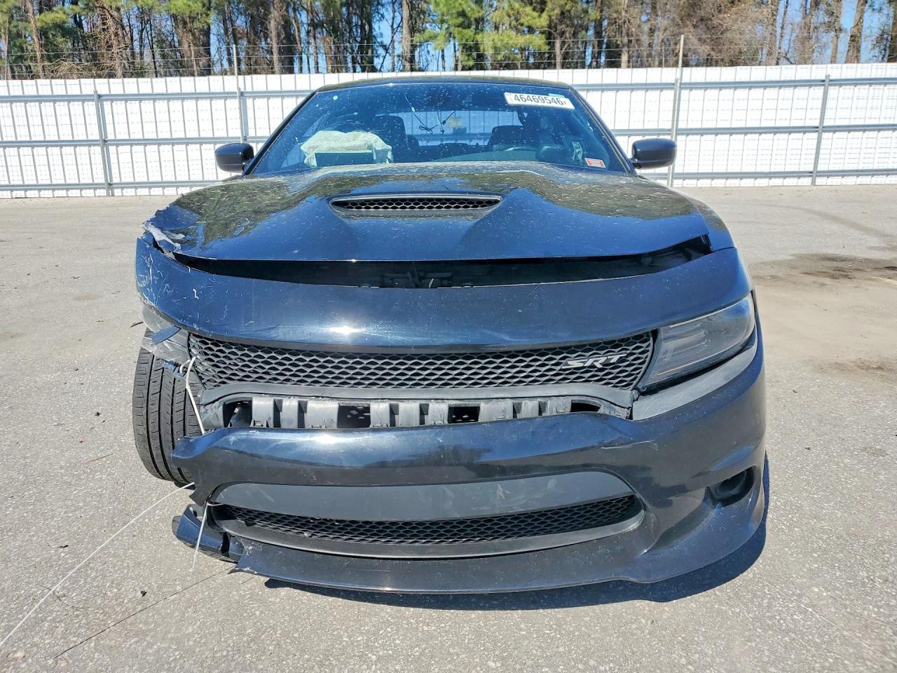 2015 Dodge Charger R - Image 5