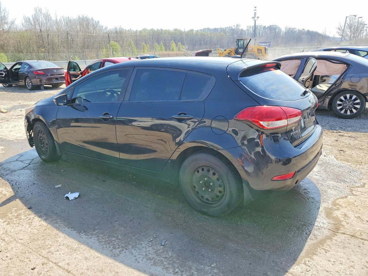 2017 Kia Forte5 Lx - Фото 2