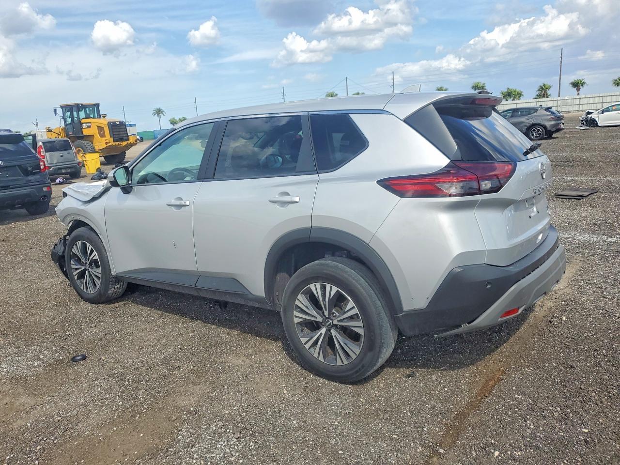 2023 Nissan Rogue Sv - Фото 2