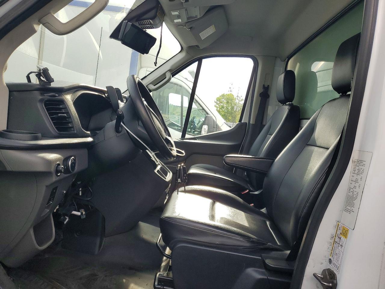 2021 Ford Transit Delivery Truck - Image 7