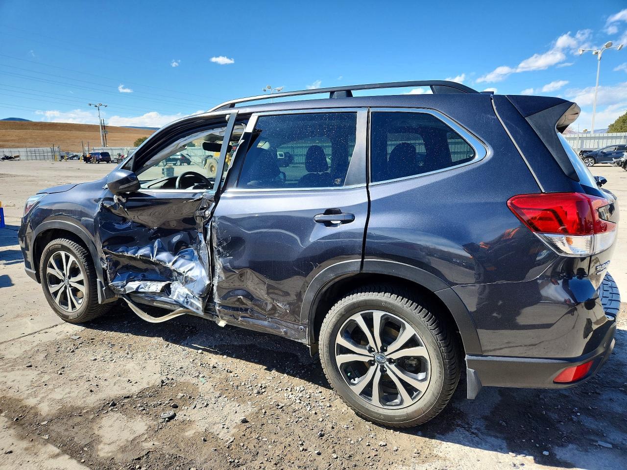 2019 Subaru Forester Limited - Фото 2