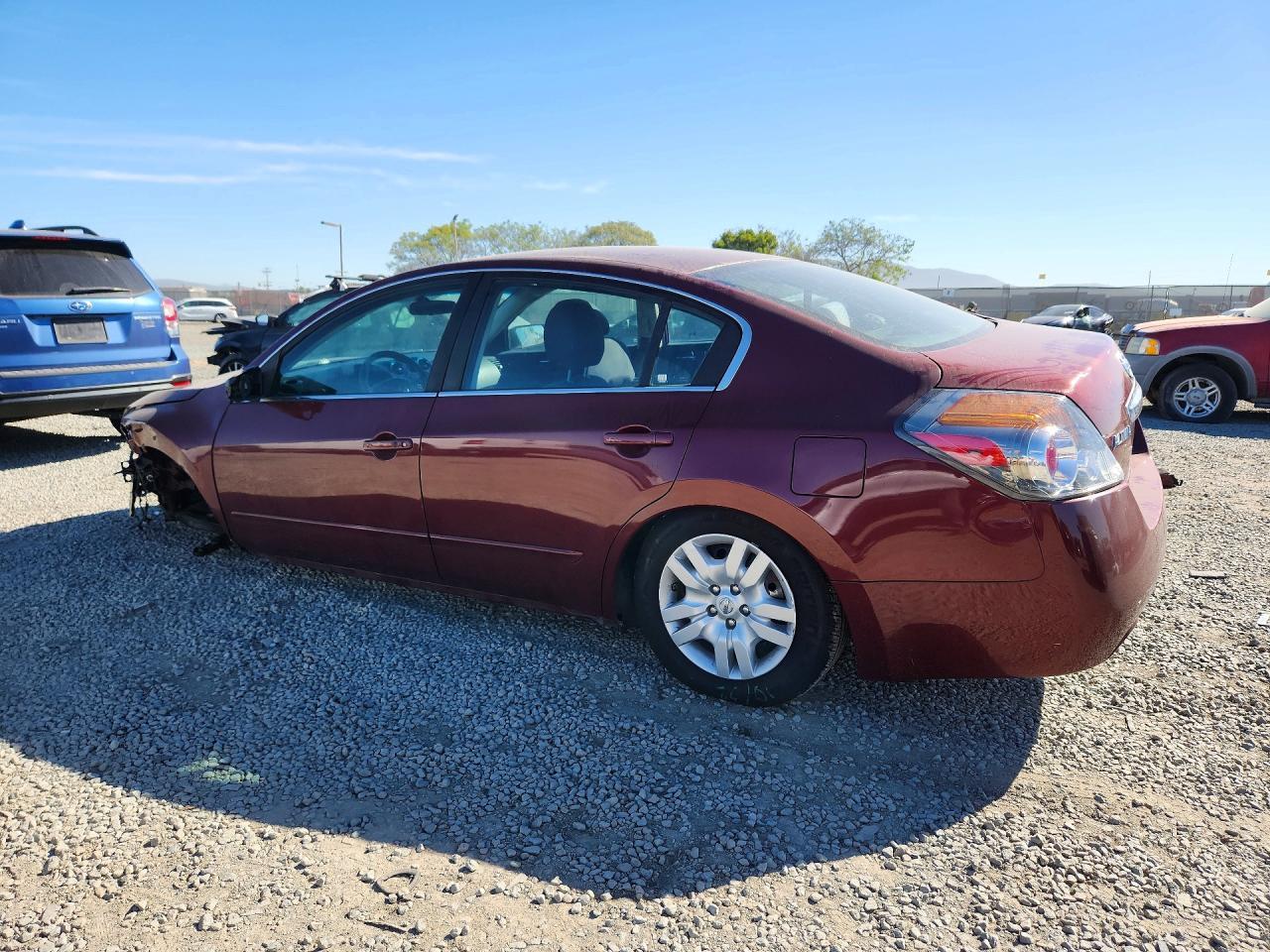 2012 Nissan Altima 2.5 - Фото 2