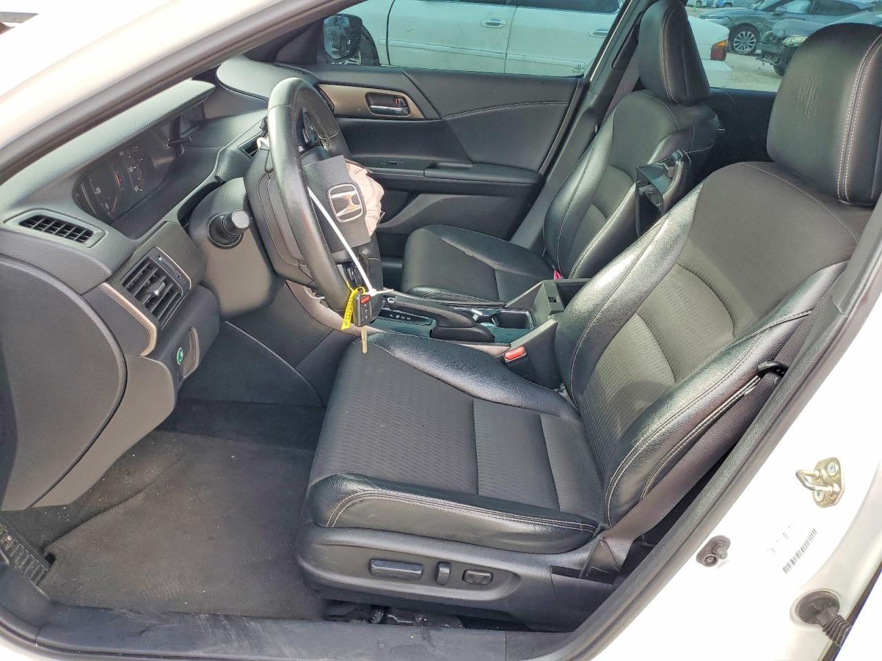 2017 Honda Accord Sport - Image 7