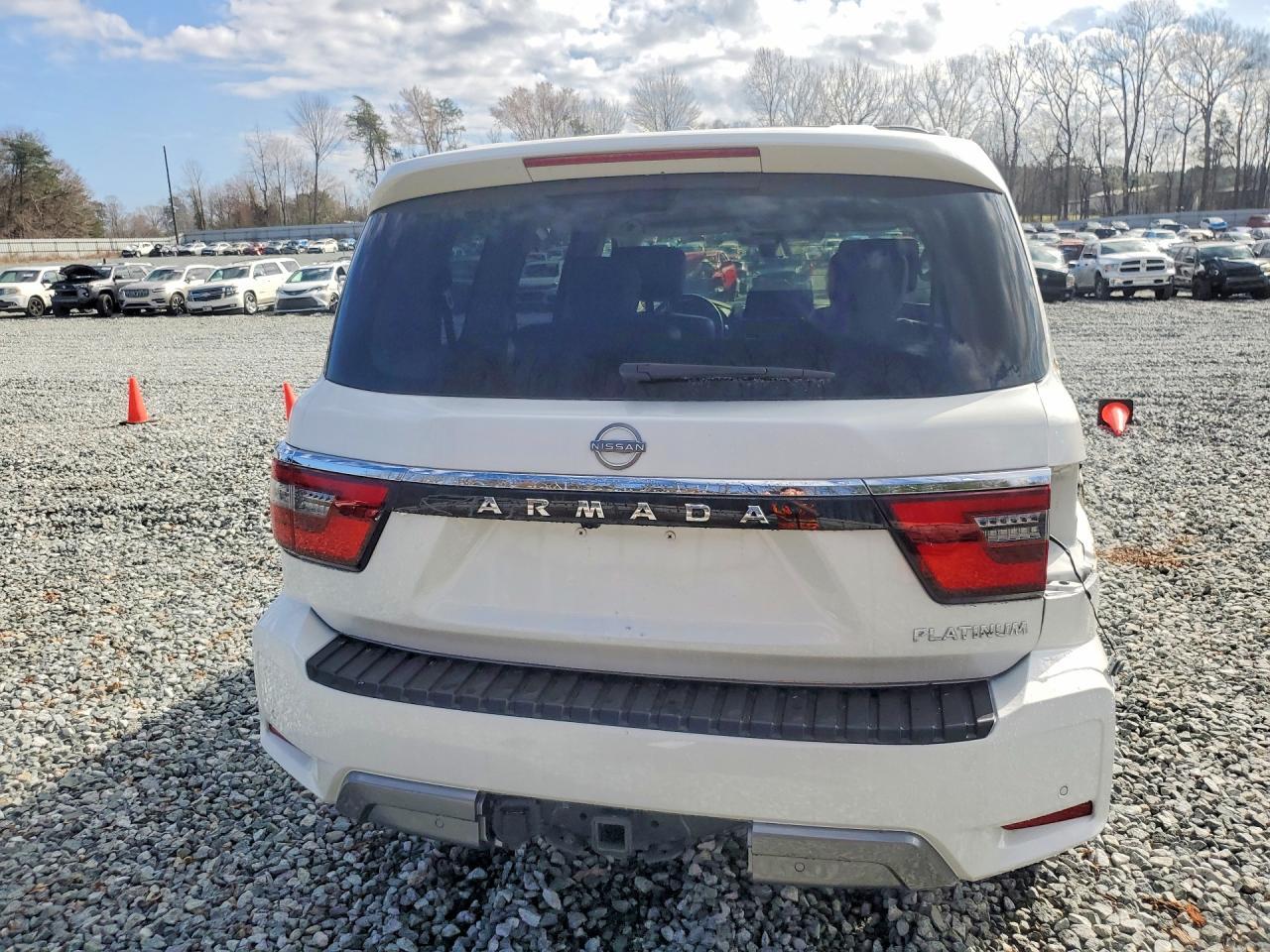 2023 Nissan Armada Platinum - Image 6