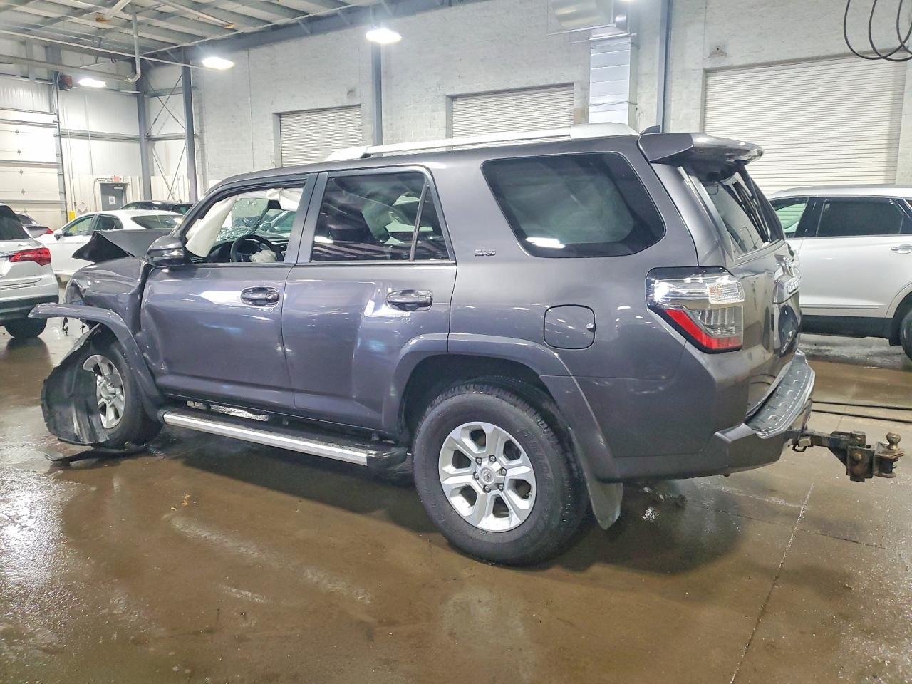 2018 Toyota 4Runner Sr5 Premium - Фото 2