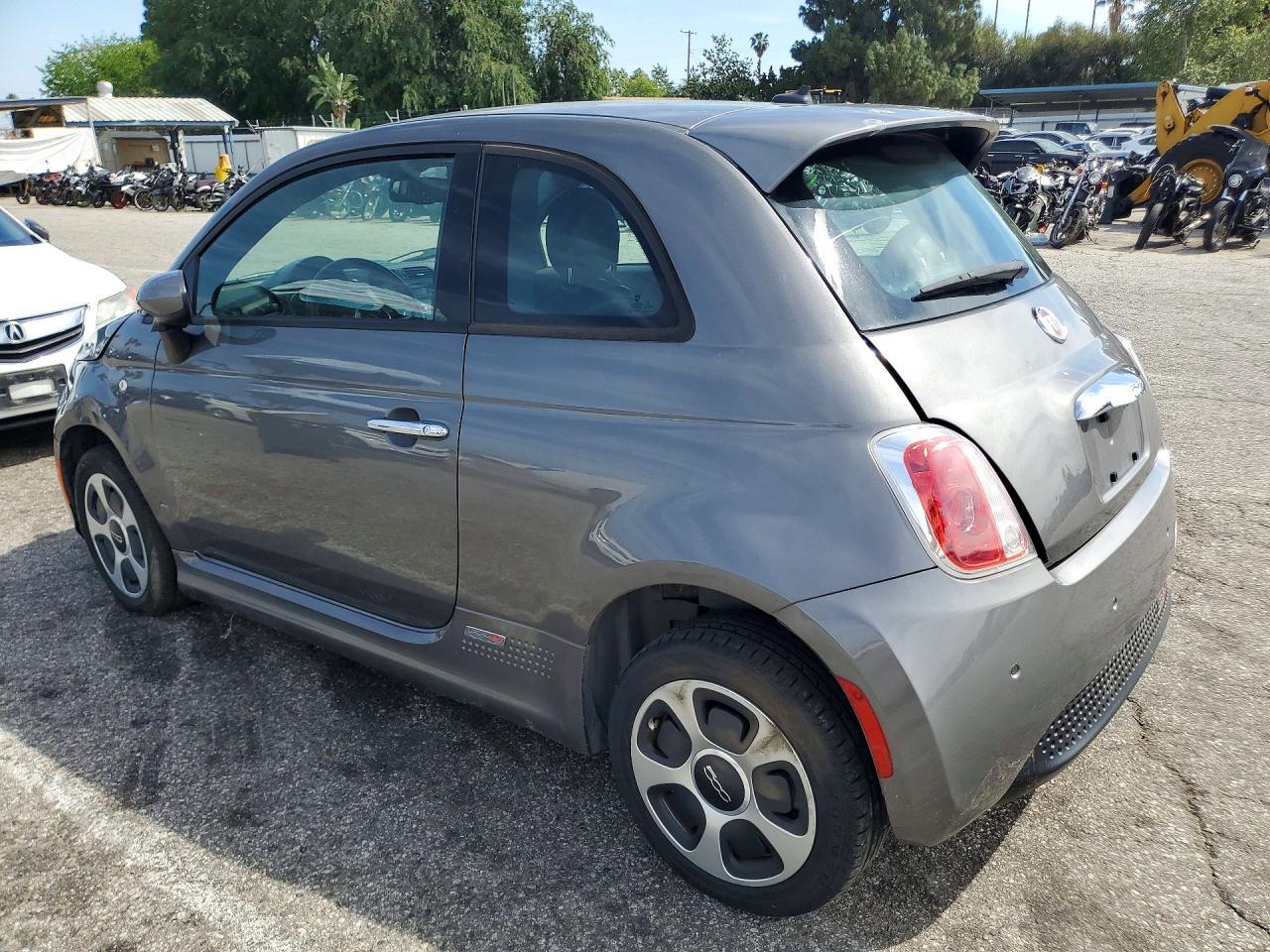 2013 Fiat 500 Electric - Фото 2