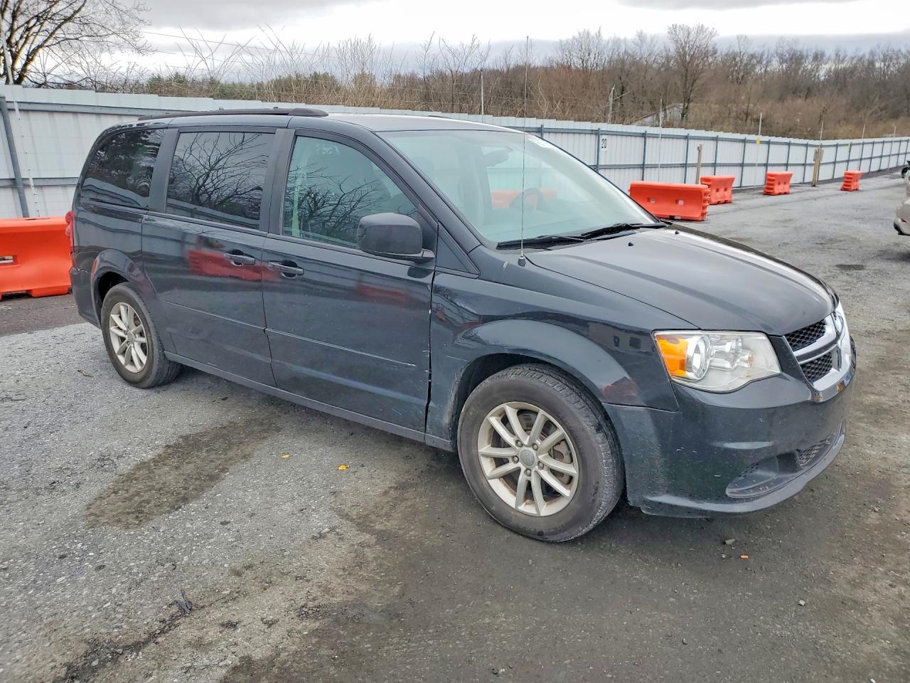 2016 Dodge Grand Caravan Sxt - Фото 4
