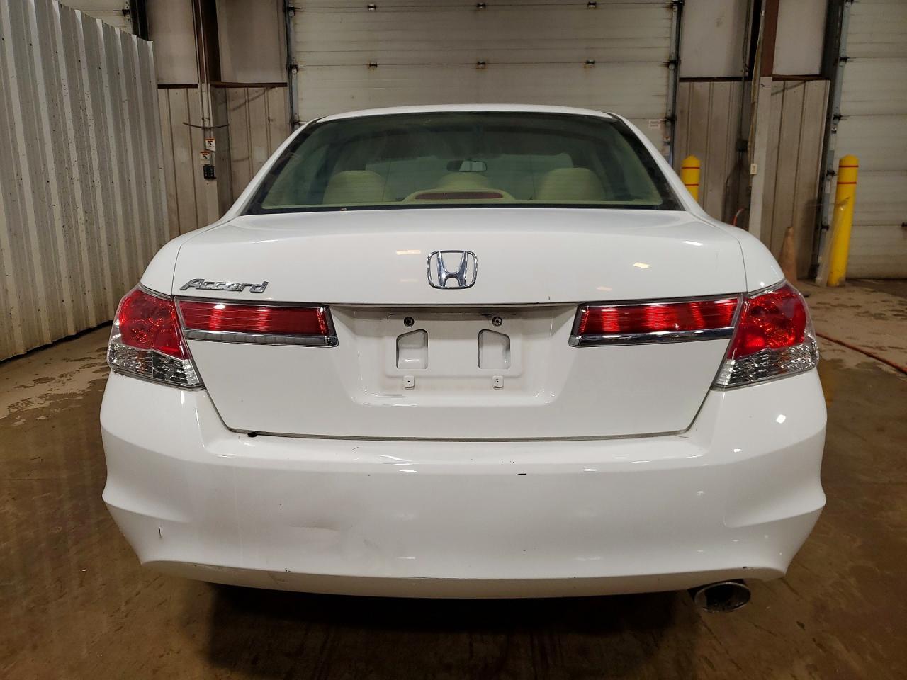 2011 Honda Accord Lxp - Фото 6