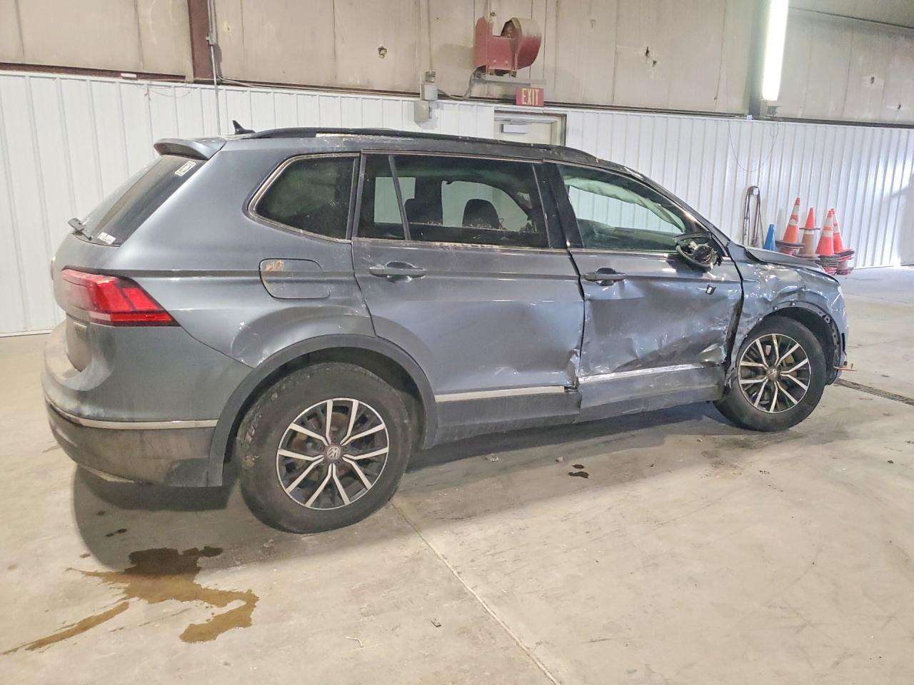 2021 Volkswagen Tiguan Se - Фото 3