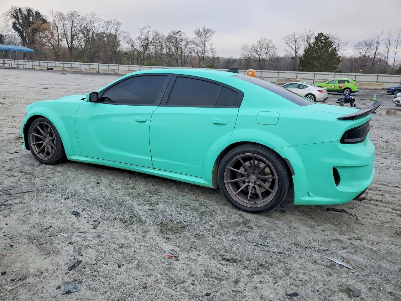 2018 Dodge Charger R - Фото 2